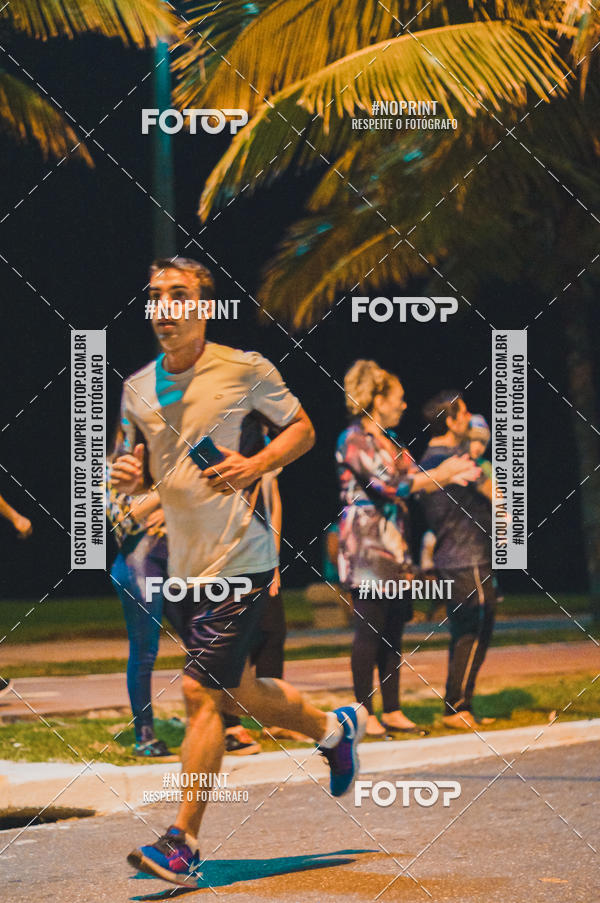 Buy your photos of the eventNight Run 5K 10K Praia Grande on Fotop