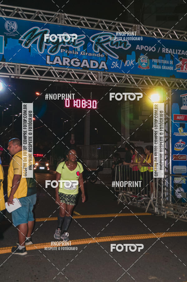 Buy your photos of the eventNight Run 5K 10K Praia Grande on Fotop