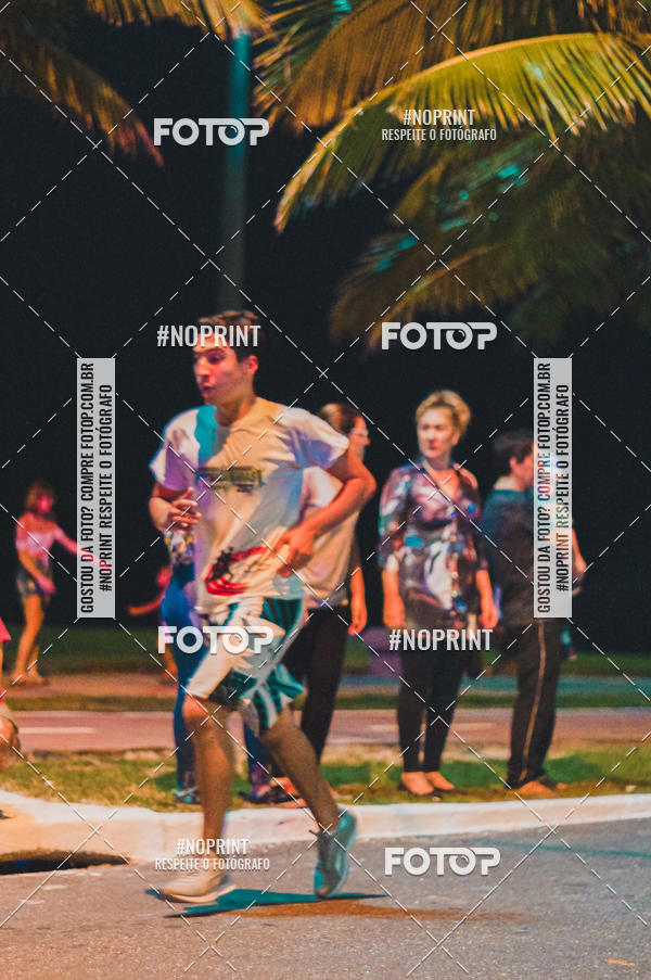 Buy your photos of the eventNight Run 5K 10K Praia Grande on Fotop
