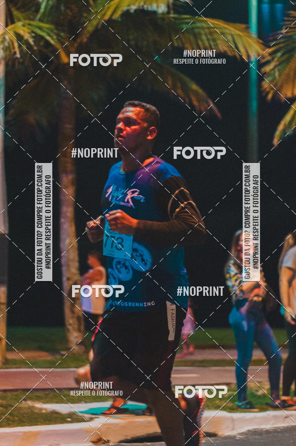 Buy your photos of the eventNight Run 5K 10K Praia Grande on Fotop