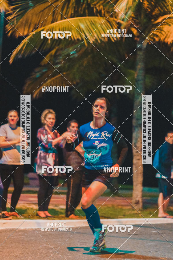 Buy your photos of the eventNight Run 5K 10K Praia Grande on Fotop