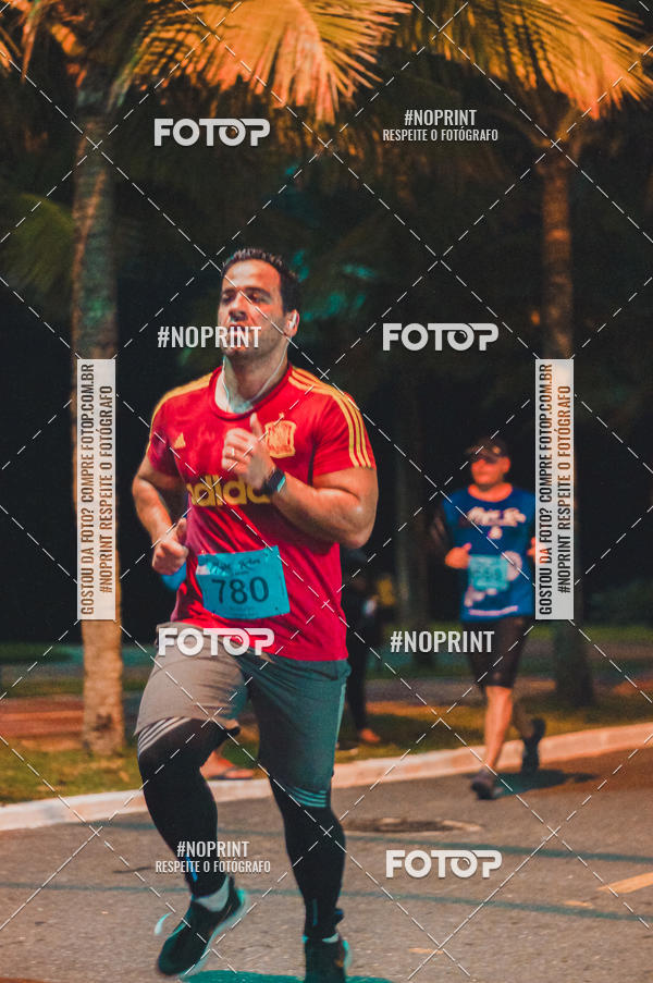 Buy your photos of the eventNight Run 5K 10K Praia Grande on Fotop
