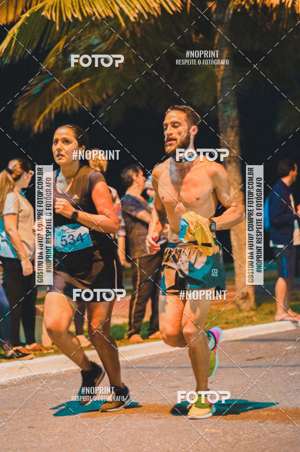 Buy your photos of the eventNight Run 5K 10K Praia Grande on Fotop