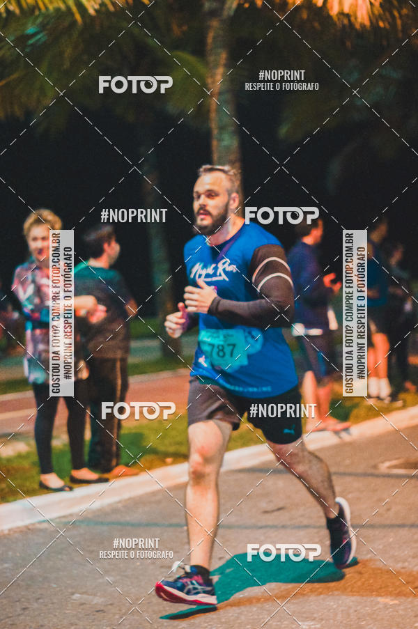 Buy your photos of the eventNight Run 5K 10K Praia Grande on Fotop