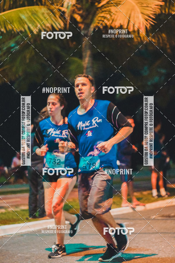 Buy your photos of the eventNight Run 5K 10K Praia Grande on Fotop