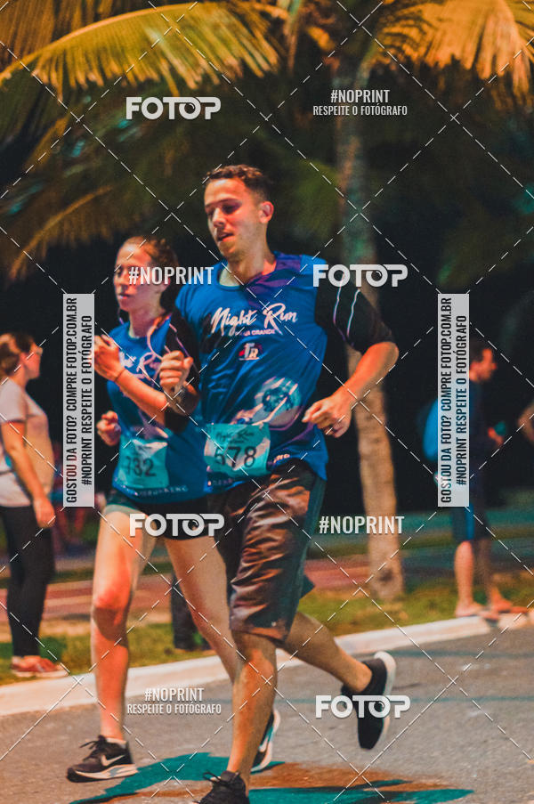 Buy your photos of the eventNight Run 5K 10K Praia Grande on Fotop