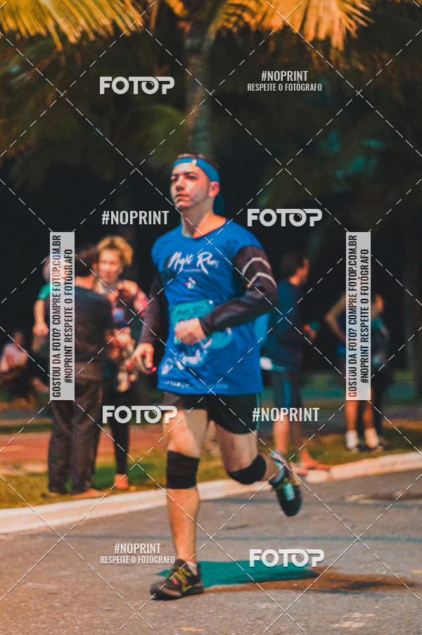 Buy your photos of the eventNight Run 5K 10K Praia Grande on Fotop