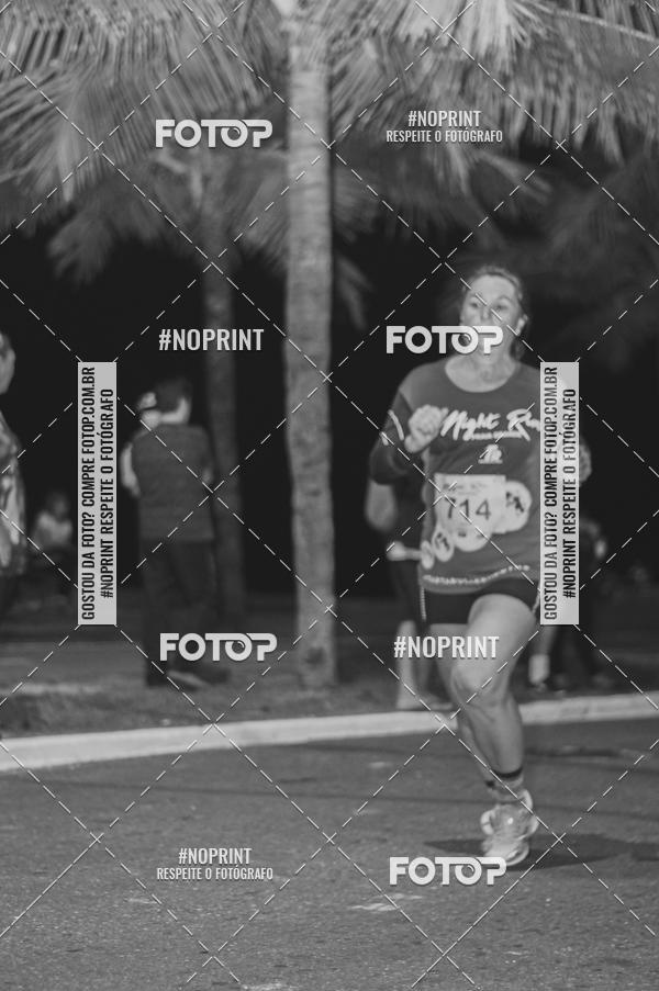 Buy your photos of the eventNight Run 5K 10K Praia Grande on Fotop