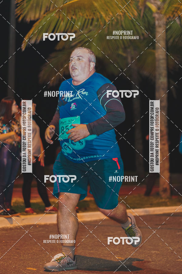 Buy your photos of the eventNight Run 5K 10K Praia Grande on Fotop