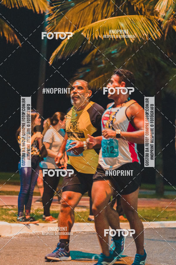 Buy your photos of the eventNight Run 5K 10K Praia Grande on Fotop