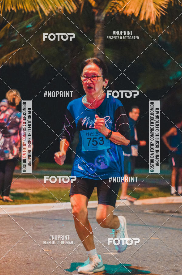 Buy your photos of the eventNight Run 5K 10K Praia Grande on Fotop