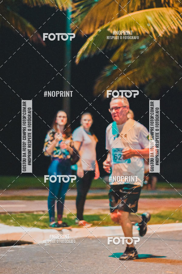 Buy your photos of the eventNight Run 5K 10K Praia Grande on Fotop