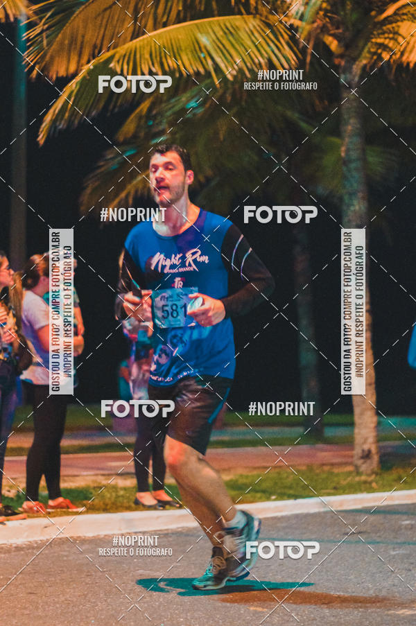 Buy your photos of the eventNight Run 5K 10K Praia Grande on Fotop