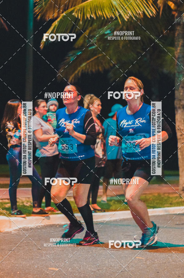 Buy your photos of the eventNight Run 5K 10K Praia Grande on Fotop