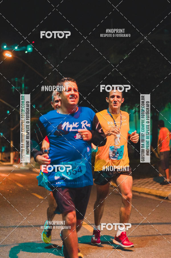 Buy your photos of the eventNight Run 5K 10K Praia Grande on Fotop