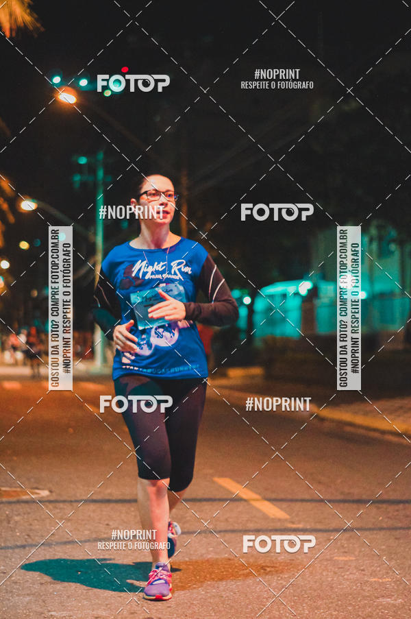 Buy your photos of the eventNight Run 5K 10K Praia Grande on Fotop