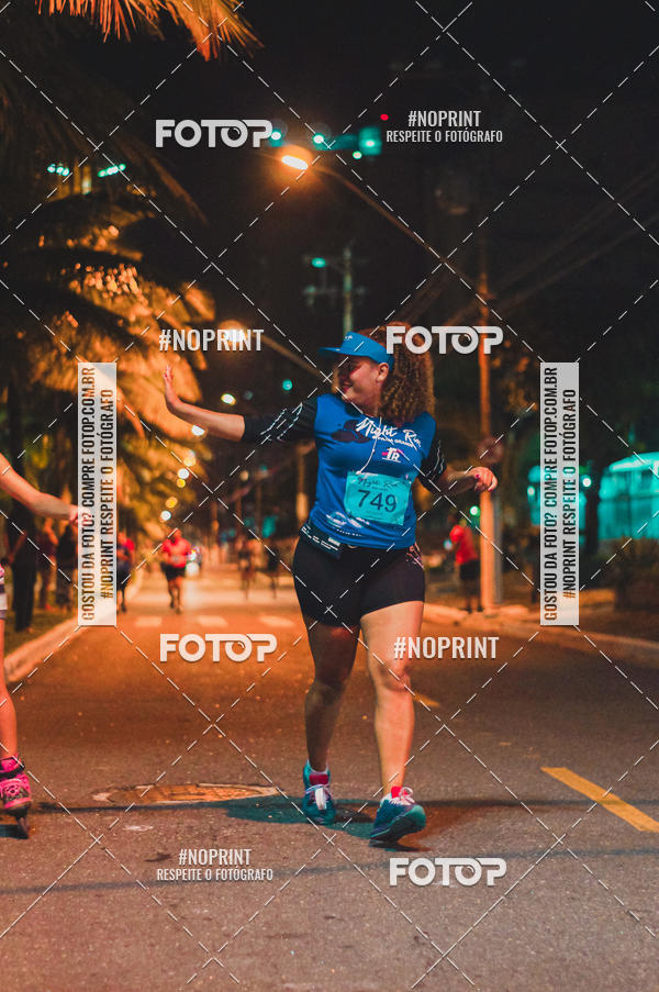 Buy your photos of the eventNight Run 5K 10K Praia Grande on Fotop