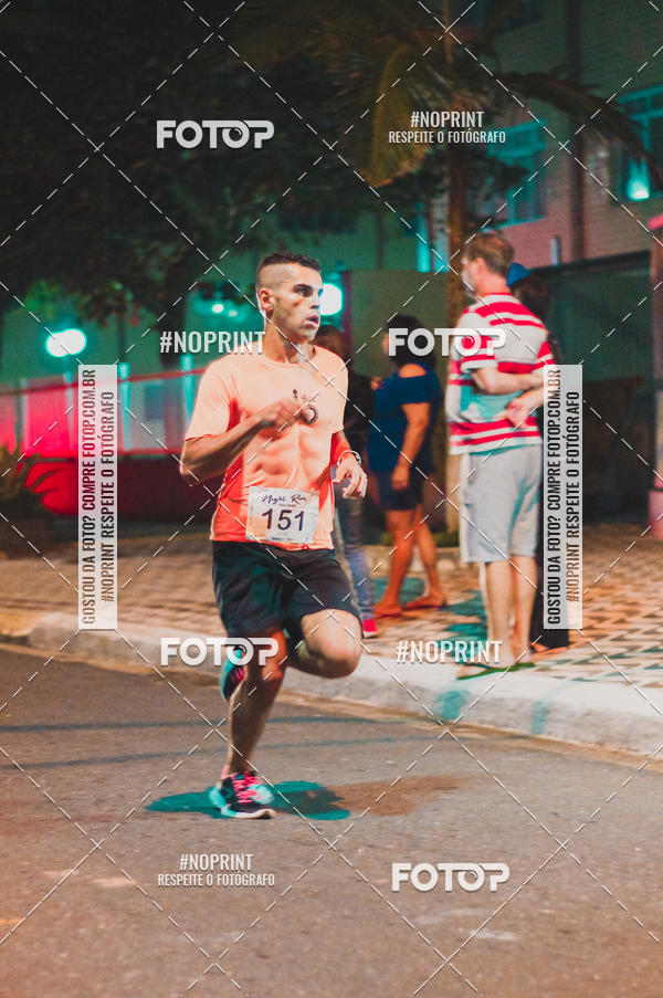 Buy your photos of the eventNight Run 5K 10K Praia Grande on Fotop