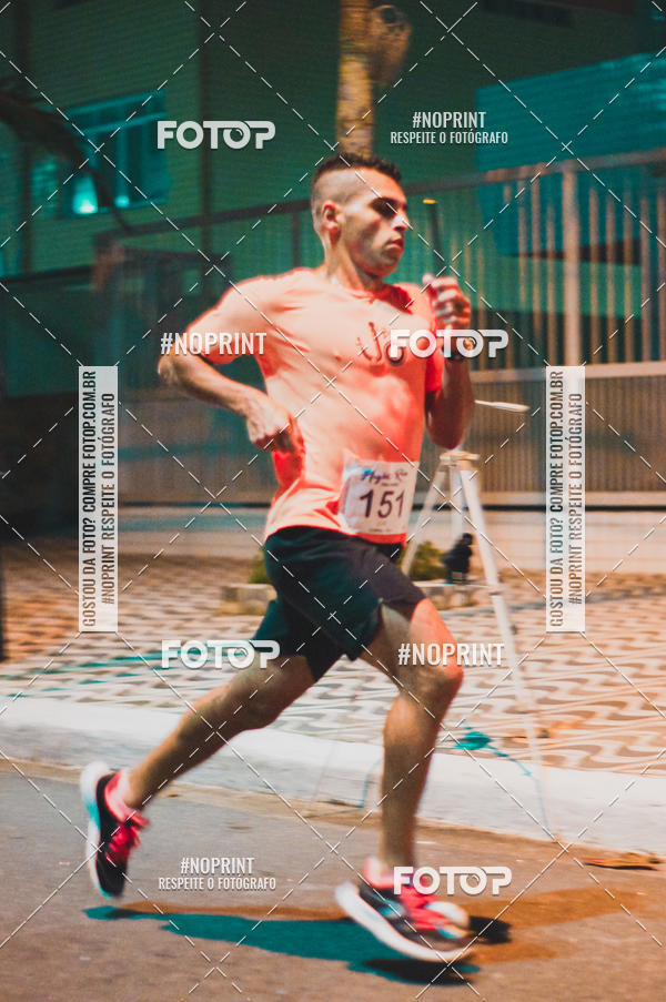 Buy your photos of the eventNight Run 5K 10K Praia Grande on Fotop