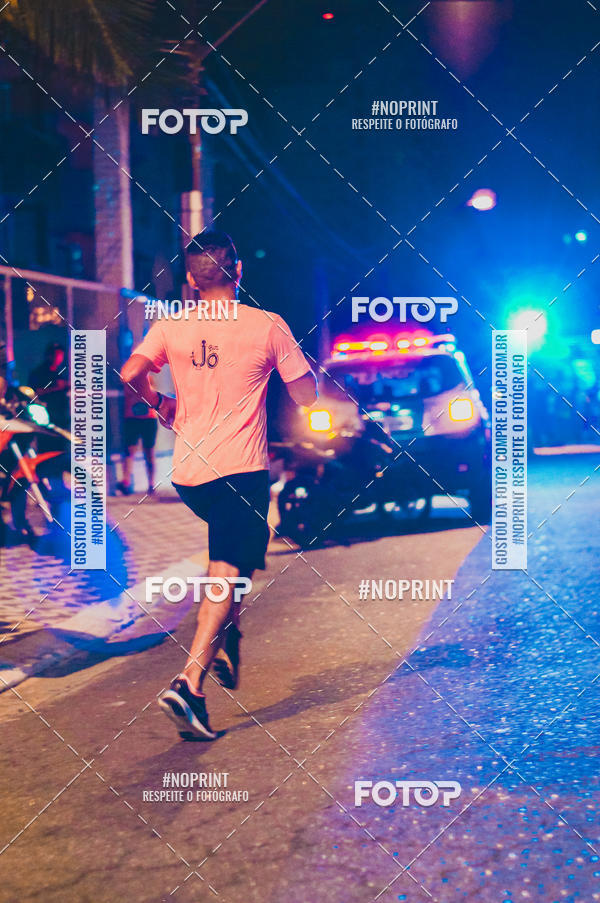 Buy your photos of the eventNight Run 5K 10K Praia Grande on Fotop