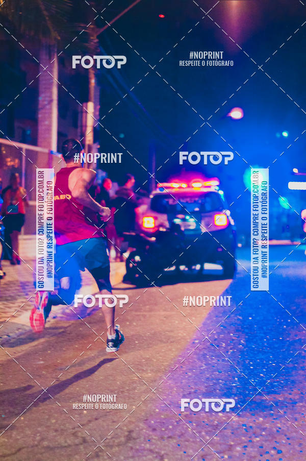 Buy your photos of the eventNight Run 5K 10K Praia Grande on Fotop