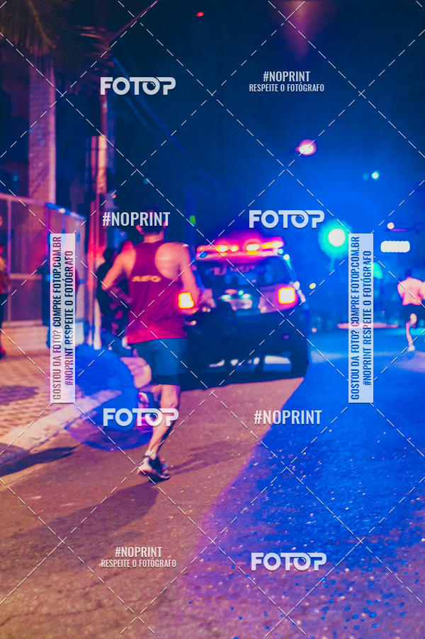 Buy your photos of the eventNight Run 5K 10K Praia Grande on Fotop