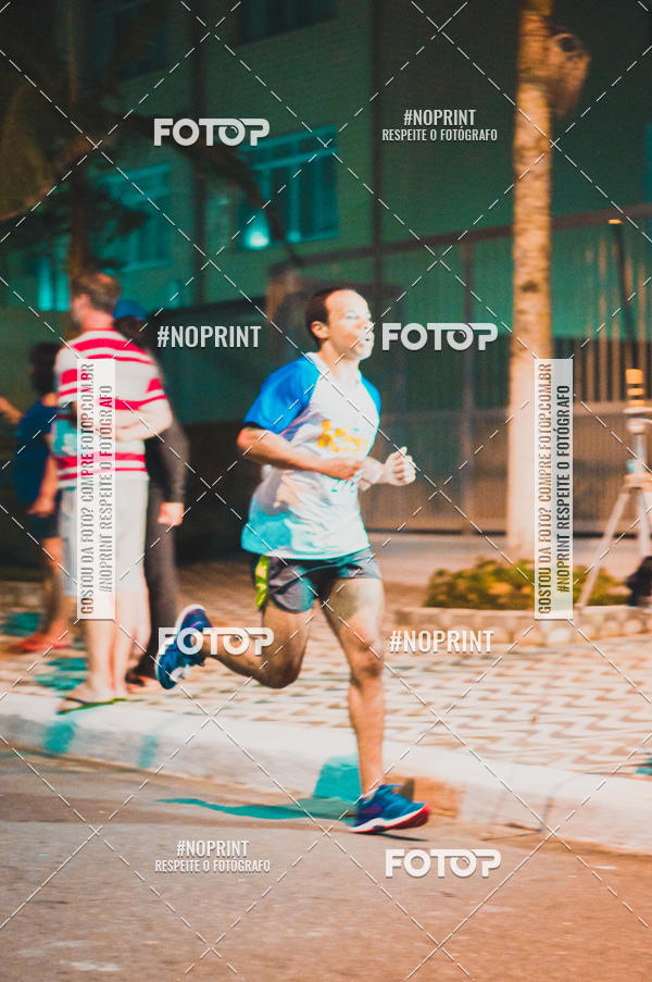 Buy your photos of the eventNight Run 5K 10K Praia Grande on Fotop