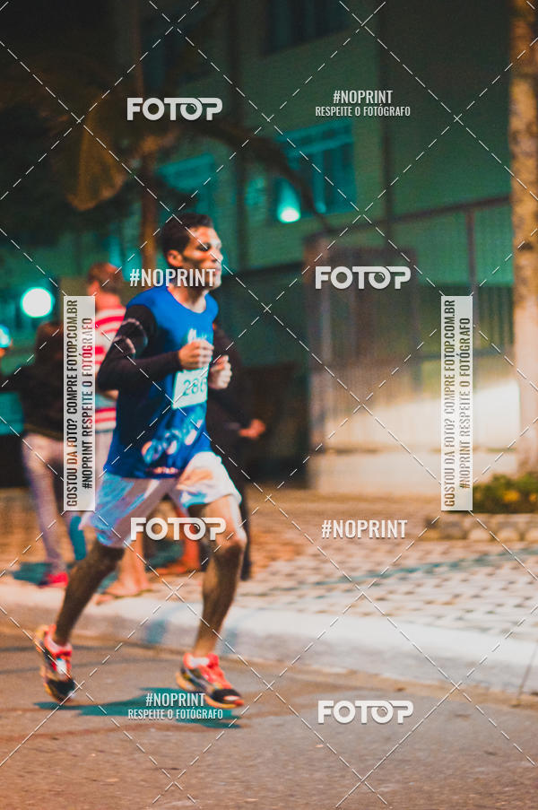 Buy your photos of the eventNight Run 5K 10K Praia Grande on Fotop