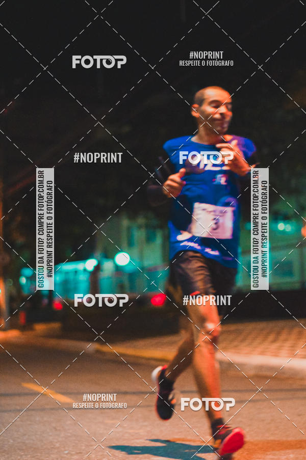 Buy your photos of the eventNight Run 5K 10K Praia Grande on Fotop