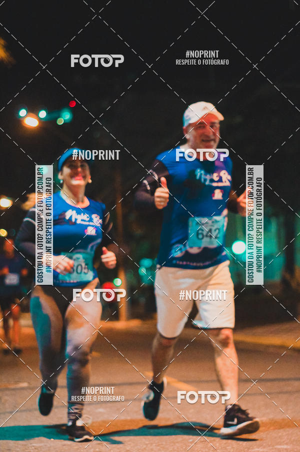 Buy your photos of the eventNight Run 5K 10K Praia Grande on Fotop