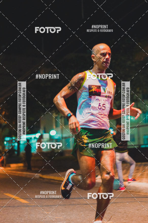 Buy your photos of the eventNight Run 5K 10K Praia Grande on Fotop