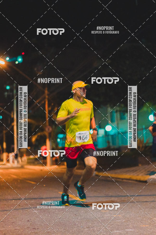 Buy your photos of the eventNight Run 5K 10K Praia Grande on Fotop