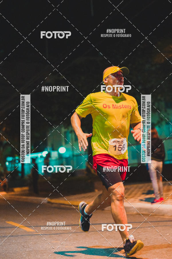 Buy your photos of the eventNight Run 5K 10K Praia Grande on Fotop