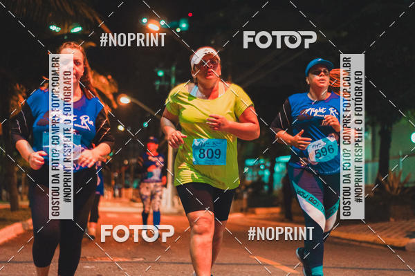 Buy your photos of the eventNight Run 5K 10K Praia Grande on Fotop
