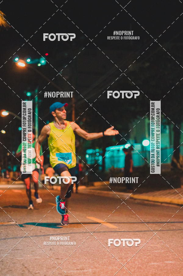 Buy your photos of the eventNight Run 5K 10K Praia Grande on Fotop