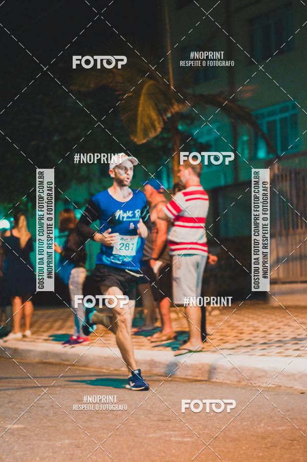 Buy your photos of the eventNight Run 5K 10K Praia Grande on Fotop