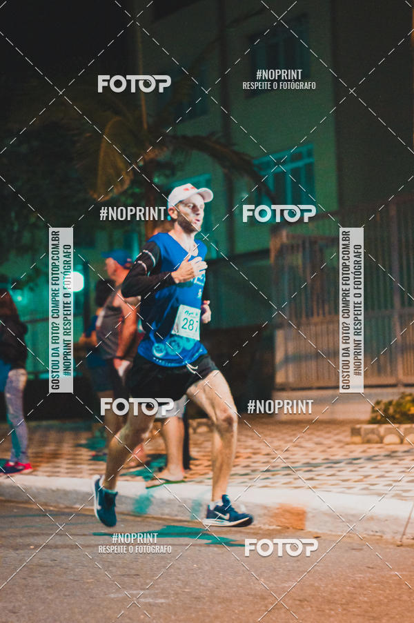 Buy your photos of the eventNight Run 5K 10K Praia Grande on Fotop