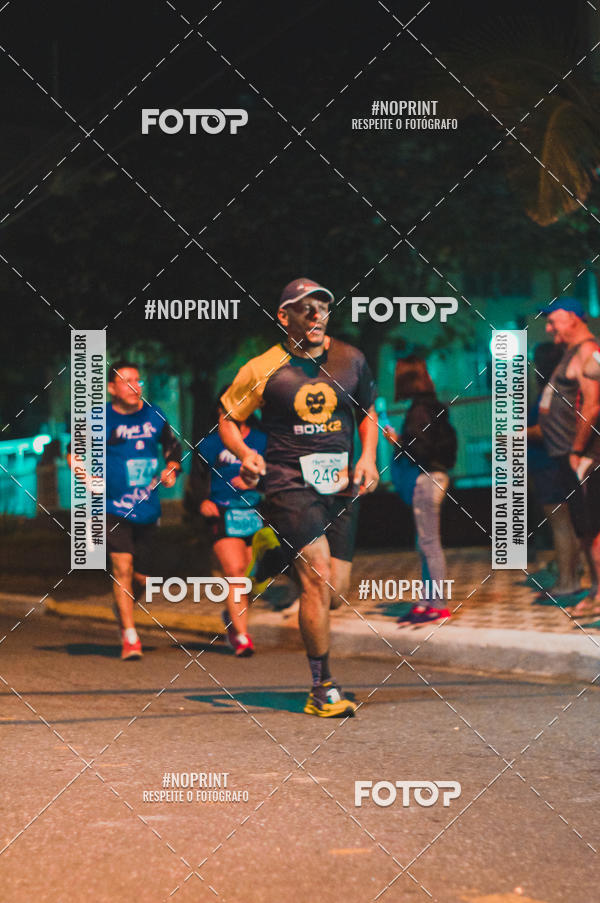 Buy your photos of the eventNight Run 5K 10K Praia Grande on Fotop