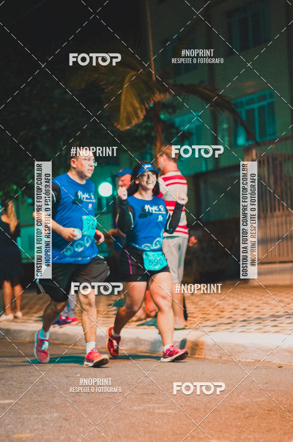 Buy your photos of the eventNight Run 5K 10K Praia Grande on Fotop