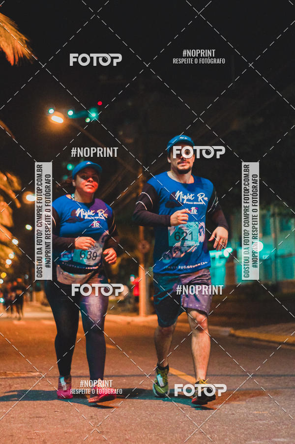 Buy your photos of the eventNight Run 5K 10K Praia Grande on Fotop