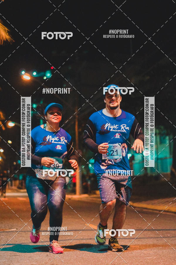 Buy your photos of the eventNight Run 5K 10K Praia Grande on Fotop