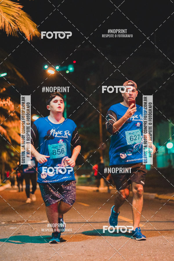 Buy your photos of the eventNight Run 5K 10K Praia Grande on Fotop