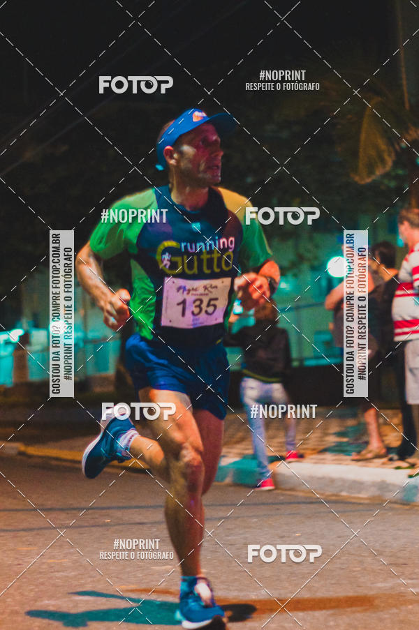 Buy your photos of the eventNight Run 5K 10K Praia Grande on Fotop