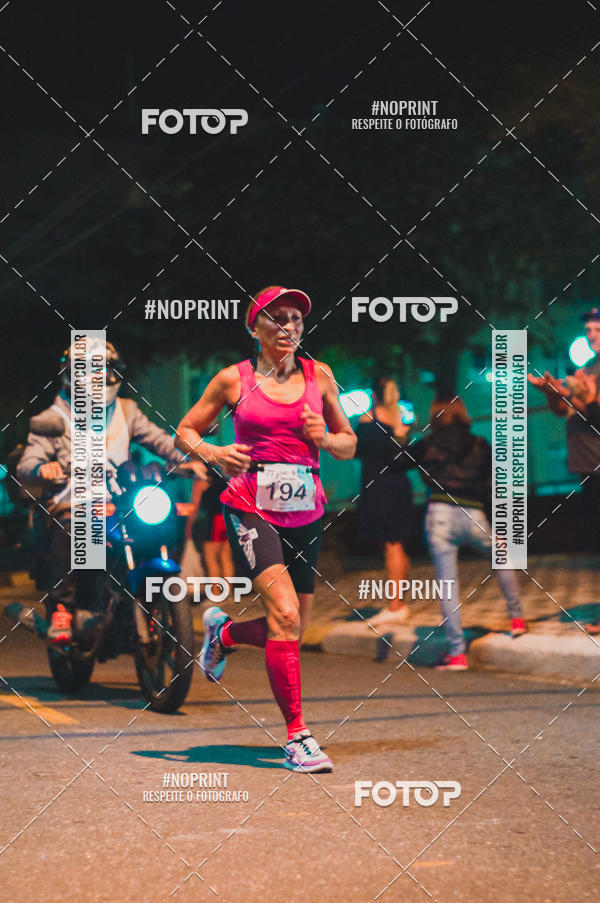 Buy your photos of the eventNight Run 5K 10K Praia Grande on Fotop