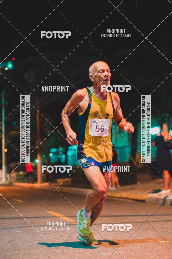 Buy your photos of the eventNight Run 5K 10K Praia Grande on Fotop