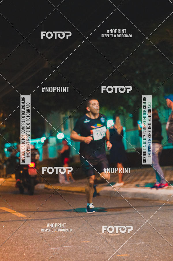 Buy your photos of the eventNight Run 5K 10K Praia Grande on Fotop