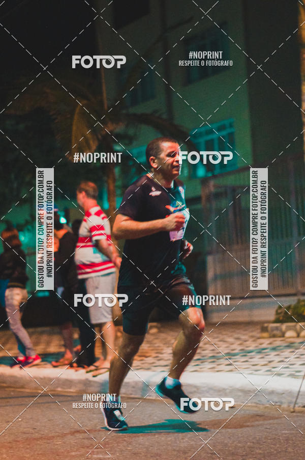 Buy your photos of the eventNight Run 5K 10K Praia Grande on Fotop