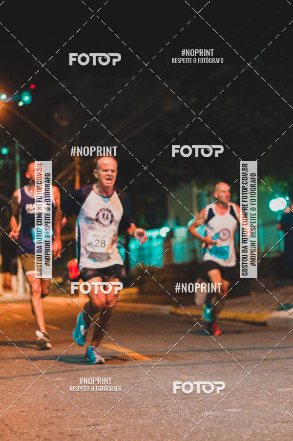 Buy your photos of the eventNight Run 5K 10K Praia Grande on Fotop