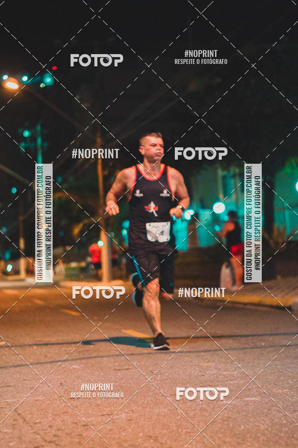 Buy your photos of the eventNight Run 5K 10K Praia Grande on Fotop