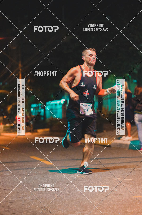 Buy your photos of the eventNight Run 5K 10K Praia Grande on Fotop